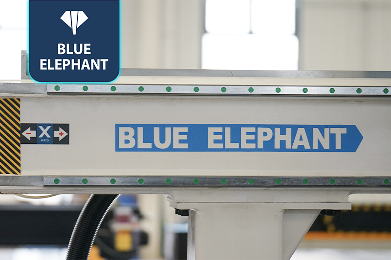 1325真四軸加工中心